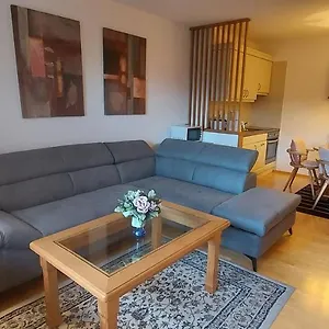  Apartment Wettersteinblick